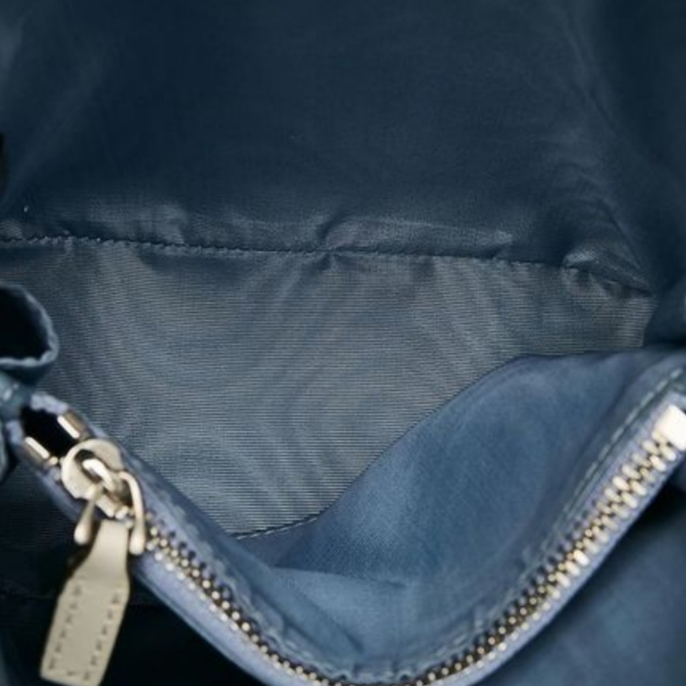 Gucci Guccy Sega Mini Dome Crossbody Bag White Gold - Picture 13 of 16